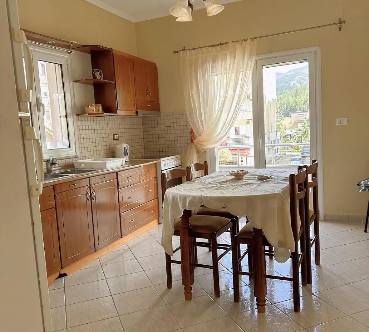 Guest House Sofi Пермети Албания